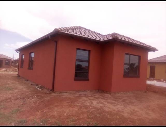 3 BEDROOM HOUSE FOR SALE IN SOSHANGUVE EAST